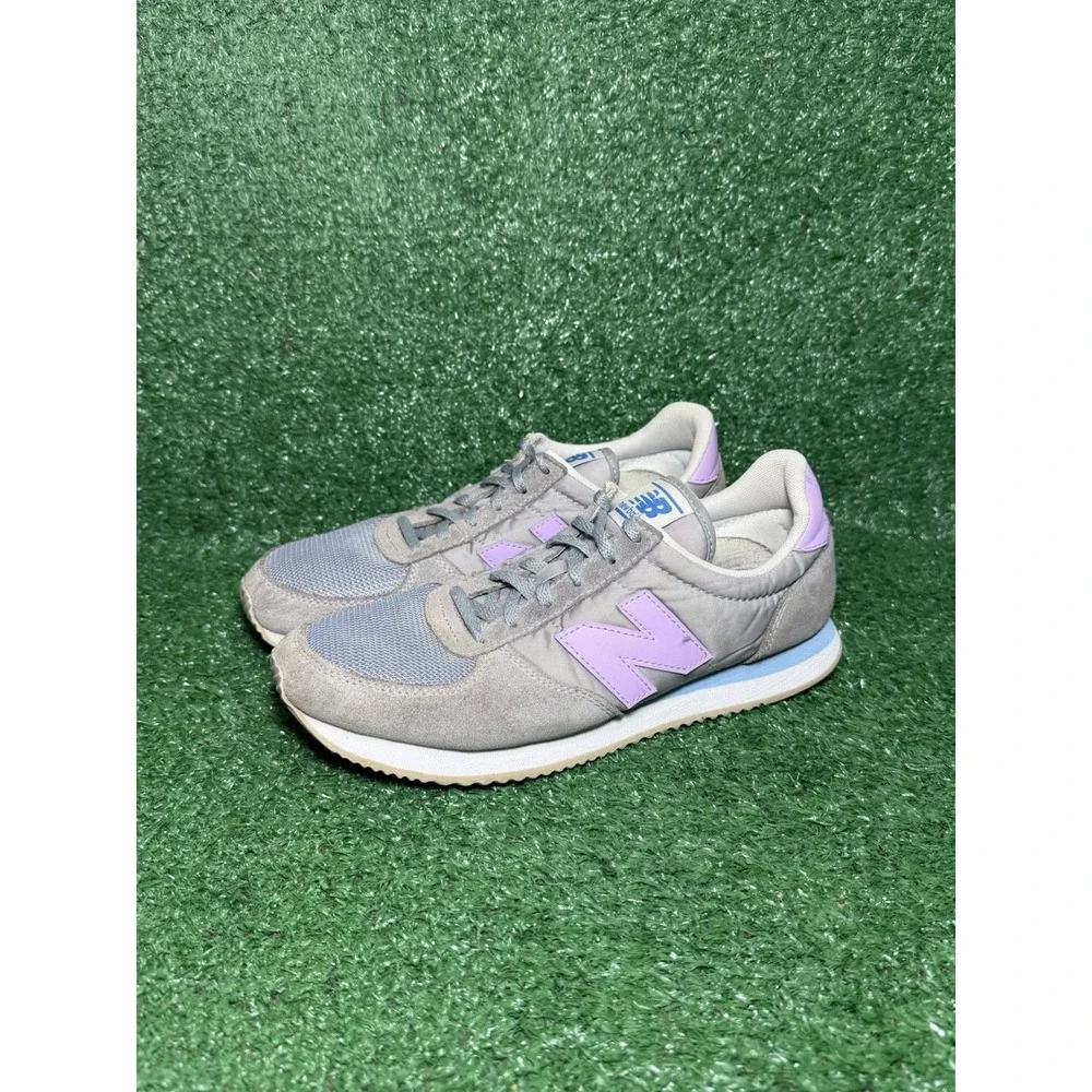 New Balance 220 Women Size 8.5 D Wide Gray Purple Running Walking Shoes Sneakers